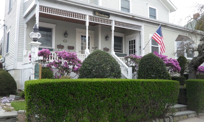 Off Broadway Bed & Breakfast | Experience Windsome Bed & Breakfast: Rated 10/10 for Comfort
