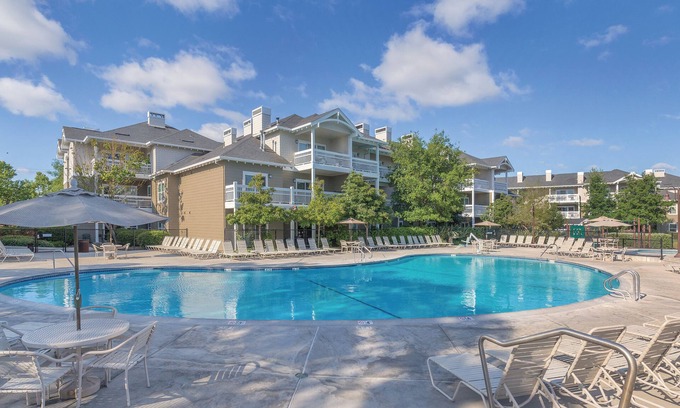Windsor Resort | Cozy 2 Bedroom Condo in Windsor with Spa & Resort Pool