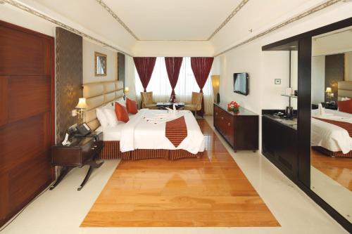 Thiruvananthapuram Hotel | Discover Windsor Rajadhani Hotel: Family-Friendly Stay
