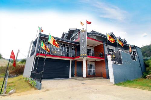 Nuwara Eliya House | Windsor Residence: Pet Friendly Retreat with Spa & Hot Tub