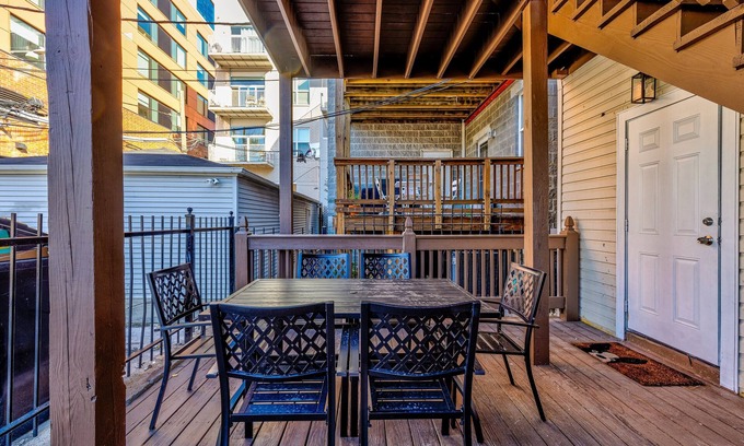 Pulaski Park Apartment | Discover Windy City Wow! Pet Friendly with Private Deck