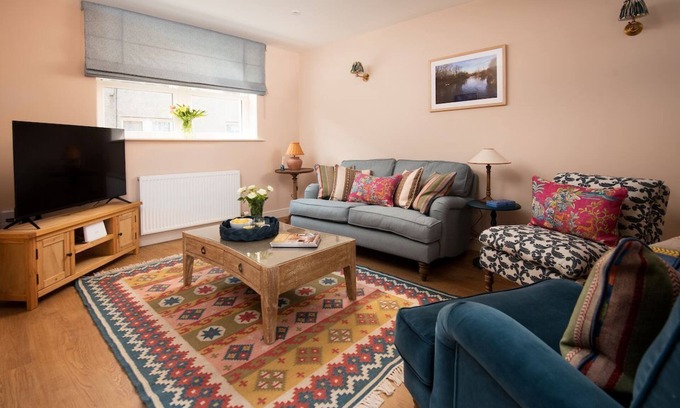 Coldstream Cottage | Windy Cottage in Coldstream, Scottish Borders - sleeping 4 guests in 2 bedrooms