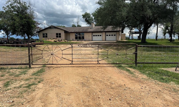 Caldwell House | Windy Hill Farmhouse in Caldwell