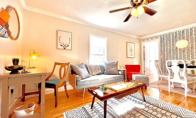 Dahlonega Cottage | Escape to Arborview: Wine & Wedding Retreat Near Downtown