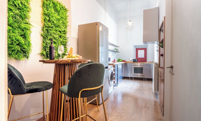 Santissima Annunziata Apartment | Elegant Wine Apartments Florence with Spa & Breakfast