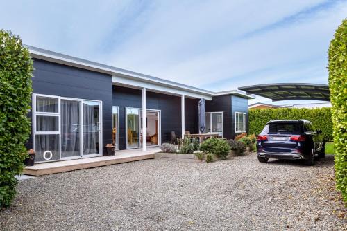 Martinborough House | Wine Country Bach