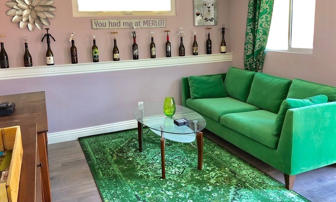 Paso Robles Cottage | Cozy Westside Cottages with Jacuzzi & Top Guest Rating 9.8