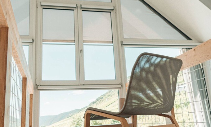 Pommern House | Relaxing Winery Getaway at Chalet Berg with Vineyard Views