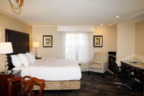 Meridian Hotel | Relax at Wingate by Wyndham Bellingham Heritage Inn