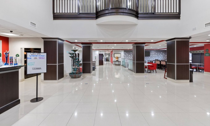 Lake Charles Hotel | Comfortable Stay at Wingate by Wyndham Lake Charles Casino Area
