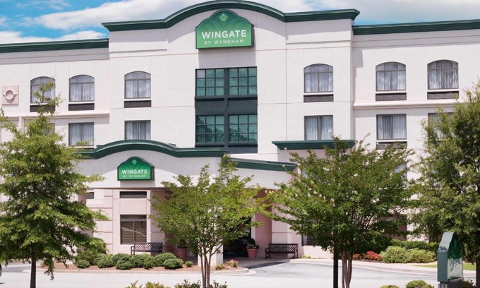 LaGrange Hotel | Comfort and Ocean Views at Wingate by Wyndham LaGrange