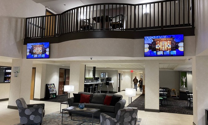 Little Rock Hotel | Discover Wingate by Wyndham Little Rock: Pool & Spa Awaits