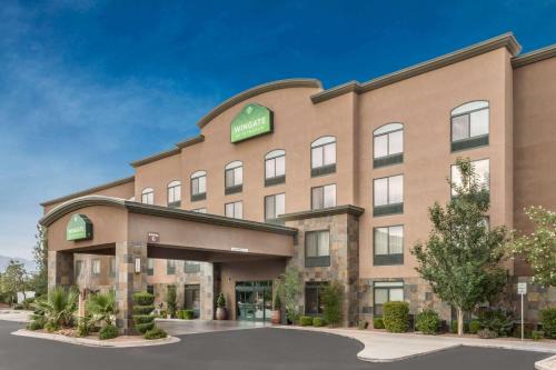 St. George Hotel | Pet-Friendly Retreat at Wingate by Wyndham St. George