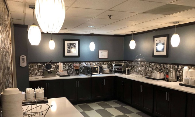 Linthicum Heights Hotel | Comfortable Stay at Wingate by Wyndham Baltimore Airport