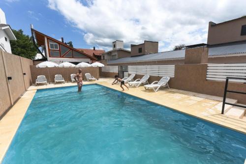 La Falda House | Serene Wingfield Cabañas Resort with Oceanfront Pool Access