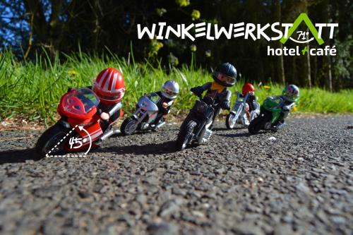 Krov Hotel | Winkelwerkstatt Hotel: Pet-Friendly Stay with Breakfast