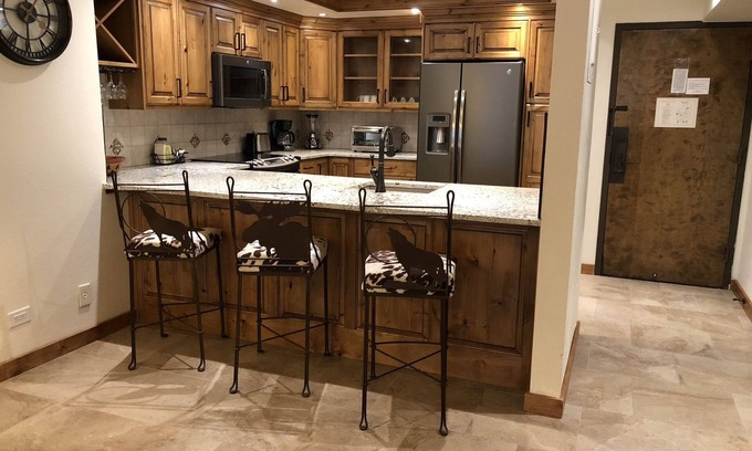 Peak 9 Condo | Exceptional Condo with Pool, Spa & Hot Tub - Book Now!