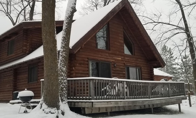 Orr Cabin | Unforgettable Winter Wonderland Memories Await You