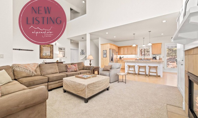 RiverWild House | Guest Rated: 9.8 at Winter Wren Loop, Mt Bachelor Resort