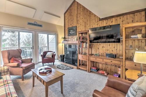 Nellysford Apartment | Inviting Wintergreen Resort Retreat with Skiing Access