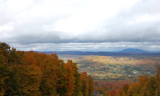 Ludlow Condo | Guest Rated 9.8: Winterplace at Okemo Mountain Retreat