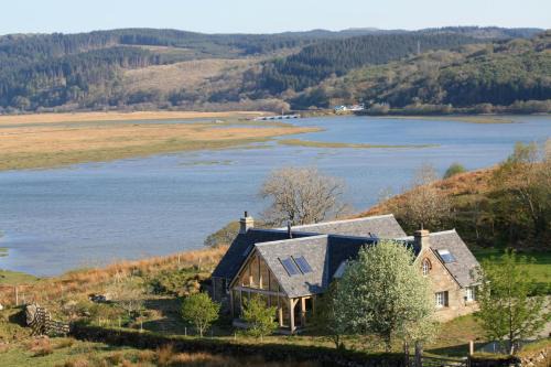 Lochgilphead House | Experience Winterton: 5-Star Oceanfront Bliss with Spa