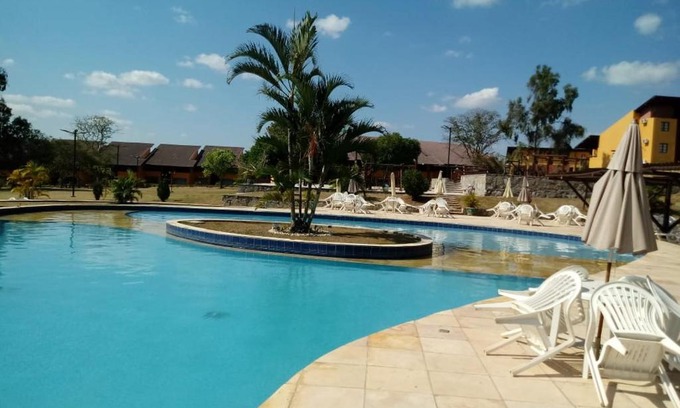 Novo Gravata Apartment | Elegant Winterville Gravatá with Pool and Hot Tub Access