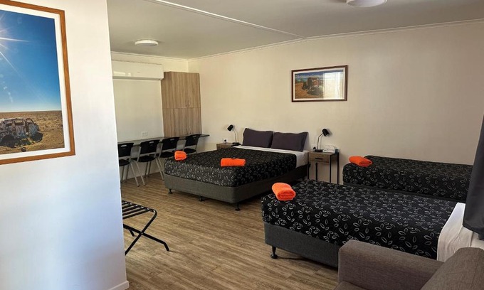 Winton Hotel | Discover Comfort at Winton Outback Motel - 4 Star Rated
