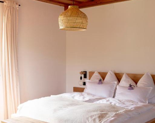 Fotschach Cabin | Exceptional Winzer Appartements Kogler - Family Friendly Retreat