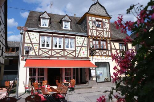 Kobern-Gondorf House | Cozy Winzerhäuschen am Brunnen: Family-Friendly Retreat