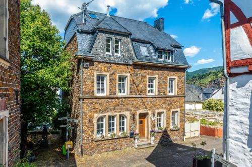 Neef Apartment | Family-Friendly Retreat at Winzerhaus Schenk