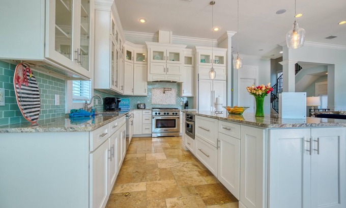 Fort Myers Beach Villa | Relaxing Oceanfront Getaway at Wischis Florida Home