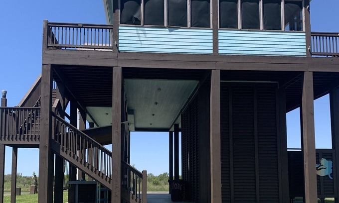 Port Bolivar House | Discover Wiskey Blues: 4 BR Getaway with Family-Friendly Amenities