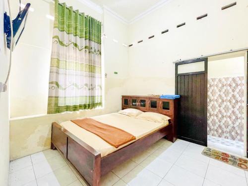 Tumpang Hotel | Budget-Friendly OYO 93571 Wisma Air Mancur Homestay