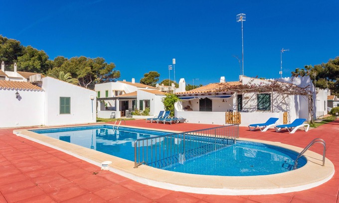 Son Xoriguer House | Ideal Retreat with Pool and Garden Near the Beach