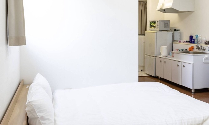 Fujikawaguchiko Apartment | Inviting Twin Room with Breakfast in Yamanashi's Heart