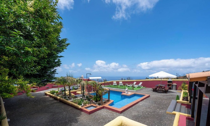 Lombada Velha House | With pool and barbecue - Villa Roque
