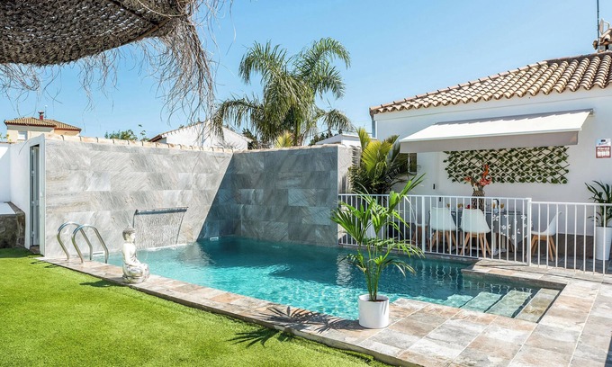 San Ambrosio House | Tranquil Retreat with Pool - Casa Mirajanda Awaits You