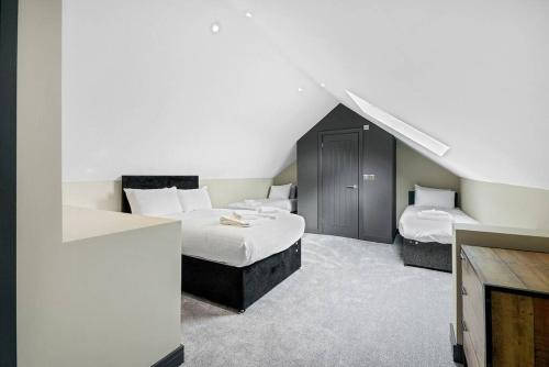 Forest Fields Apartment | Convenient Wiverton Apt #5: Free Parking & Fast WiFi