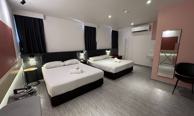 Bandar Kinrara Hotel | Stylish Woco Hotel Kinrara with Family-Friendly Amenities