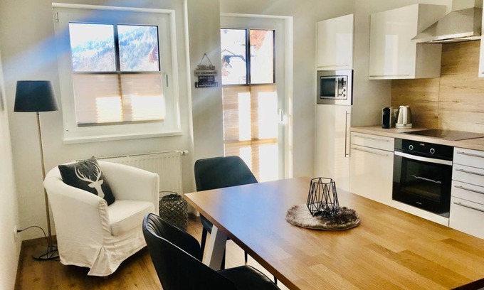 Sankt Georgen am Kreischberg Apartment | Cozy Wohlfühlappartement Kreischberg with Spa and Kitchen