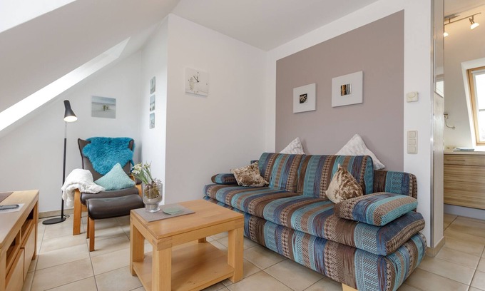 Alt Gaarz Apartment | Experience Bliss at Blue Sky Oceanfront Retreat