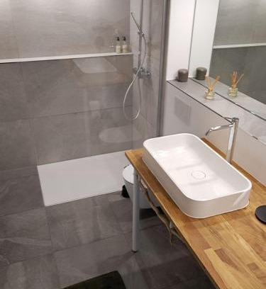 Boppelsen Apartment | Welcoming Wohlfühlort: Guest Rated 10/10, Family-Friendly Stay