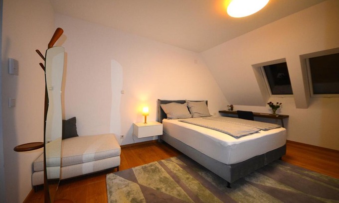 Fuerstenfeld Apartment | Discover wohnanders: Family-Friendly Stay with Breakfast