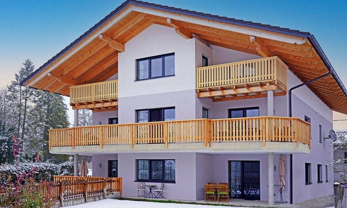 Muhldorf Apartment | Cozy Retreat at Wohnen am Almufer in Grünau im Almtal