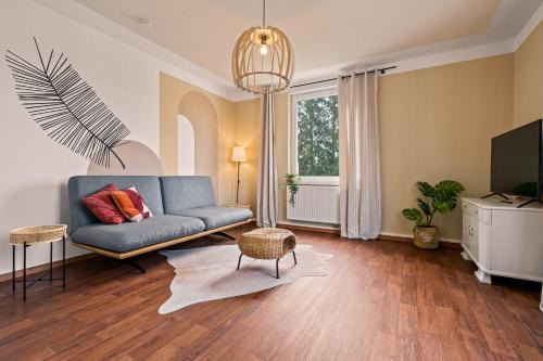 Meckenbeuren Apartment | Stay Near Ravensburger Spieleland with a Balcony Retreat