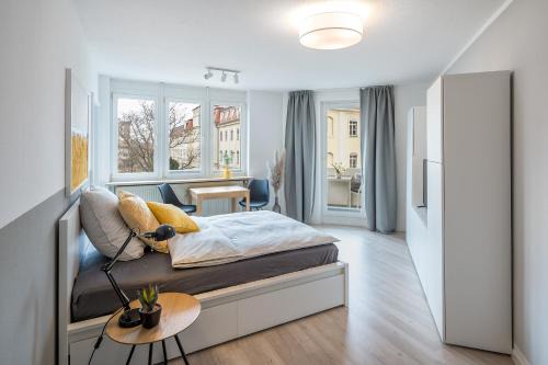 Friedrichstadt Apartment | Convenient Wohnperle Friedrich2: Family-Friendly Retreat