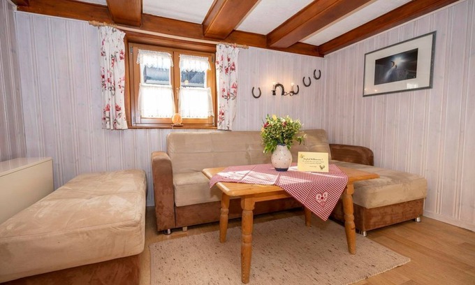 Ettensberg Bed & Breakfast | Ocean View Retreat at Gästehaus Caser - Ideal for Families