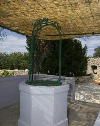 Paradiz Apartment | Pet-Friendly Getaway in Paradiž with Grill Access