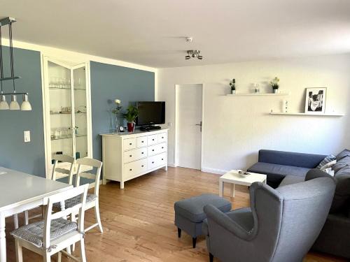 Ahrensfelde Apartment | Stylish Apartment with Private Terrace Near Hamburg